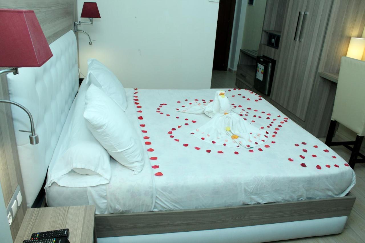 Hotel Amsterdam Rouiba Zewnętrze zdjęcie